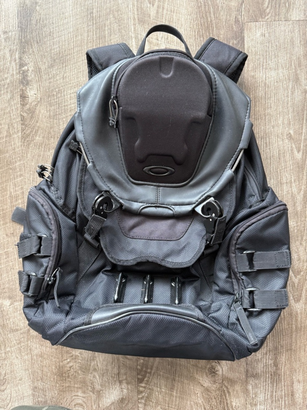 Oakley Kitchen Sink Backpack Stealth Black 23L